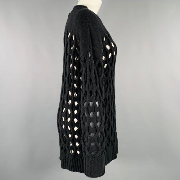 OSCAR DE LA RENTA Size M Black Cut Out Cable Knit Sweater - Picture 2 of 7